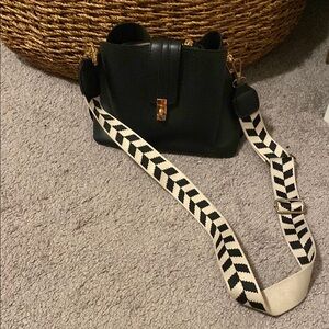 Stylish Black Crossbody Bag with Patterned Strap